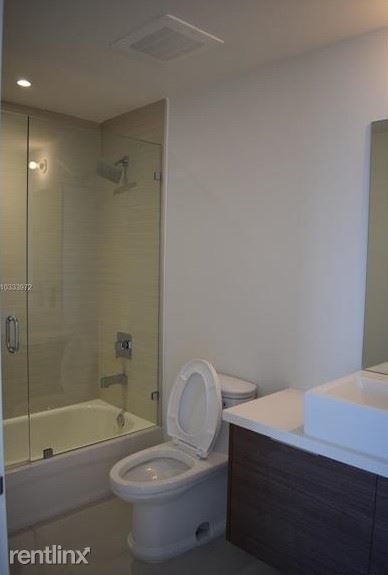 1010 Sw 2nd Ave Unit 1307 - Photo 2