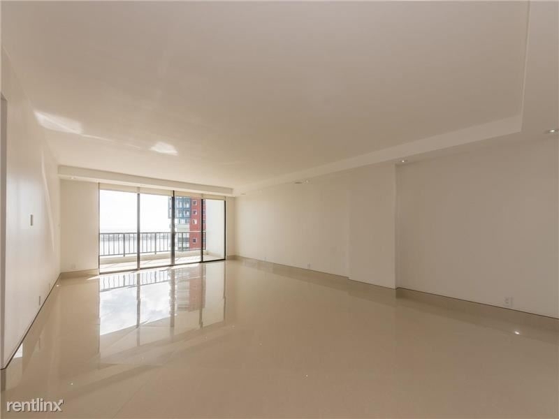 1581 Brickell Ave Apt 1507 - Photo 7