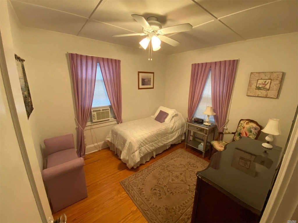 111 Inwood - Photo 12