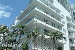 6362 Collins Ave - Photo 1