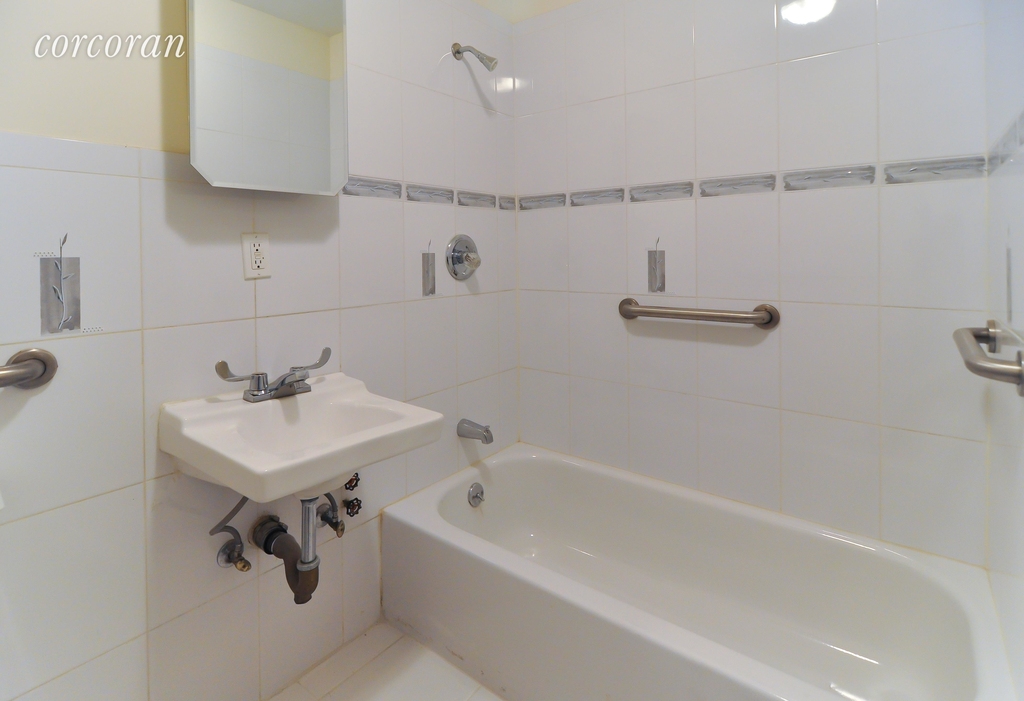 549 West 159th Street - Photo 9