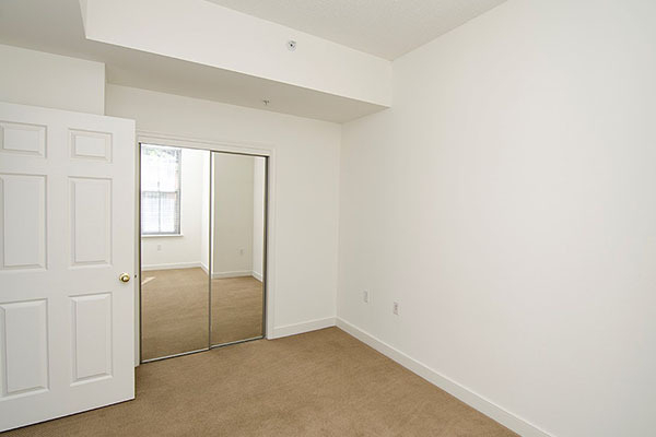 1221 24th Street, Nw - Photo 8