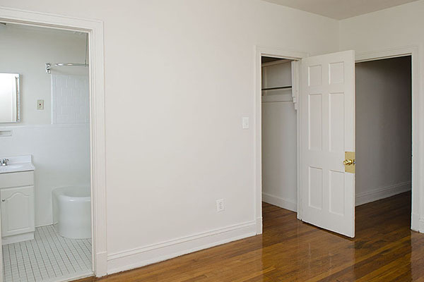 1803 Biltmore Street, Nw - Photo 3