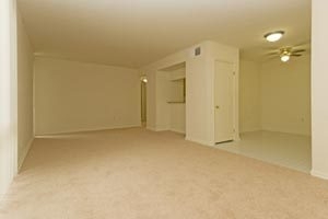 1432 Hampshire West Court - Photo 4