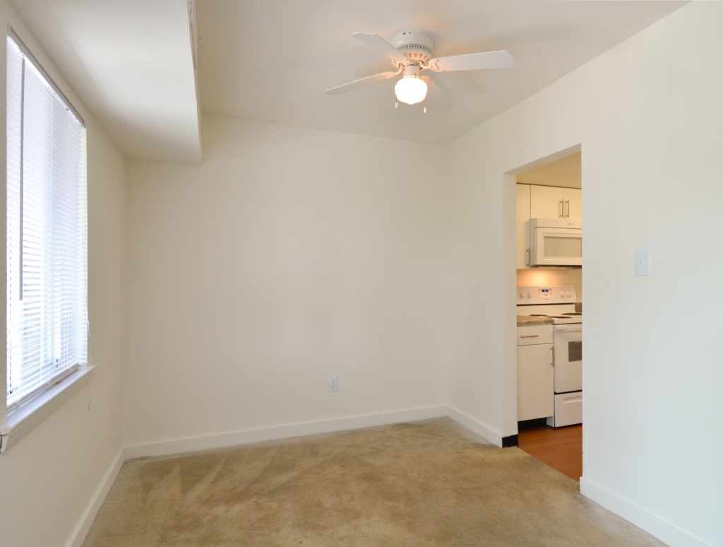 27 E Central Avenue - Photo 4