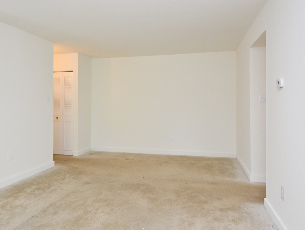 27 E Central Avenue - Photo 2