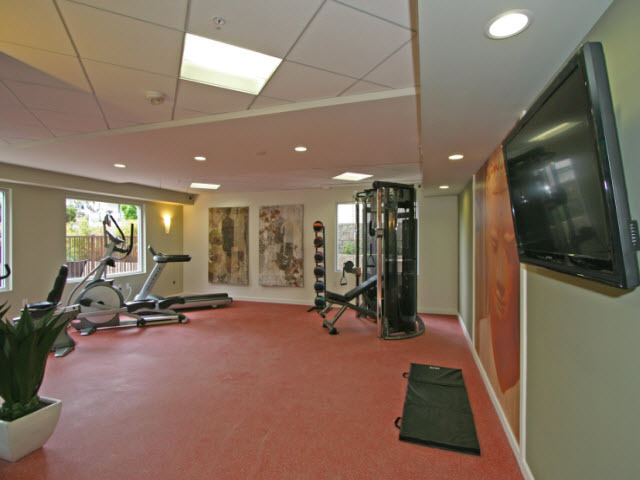 12000 Riverside Drive - Photo 8