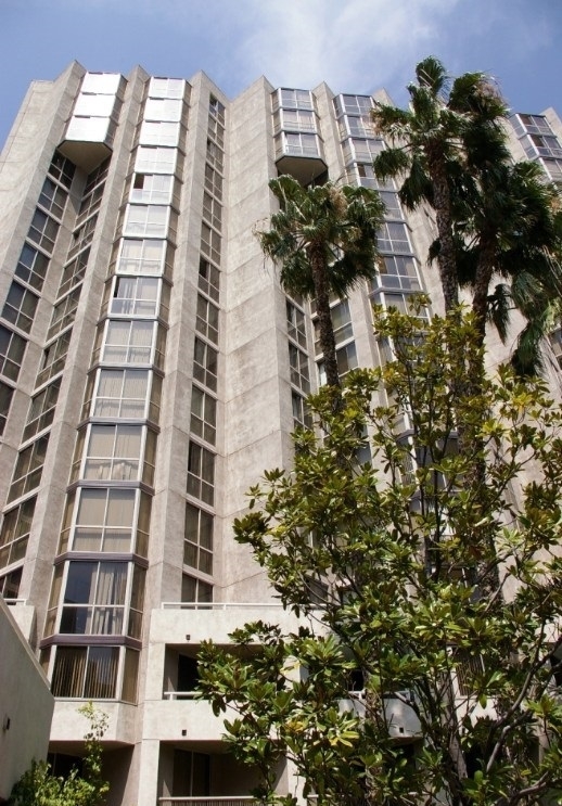 123 S. Figueroa Street - Photo 1