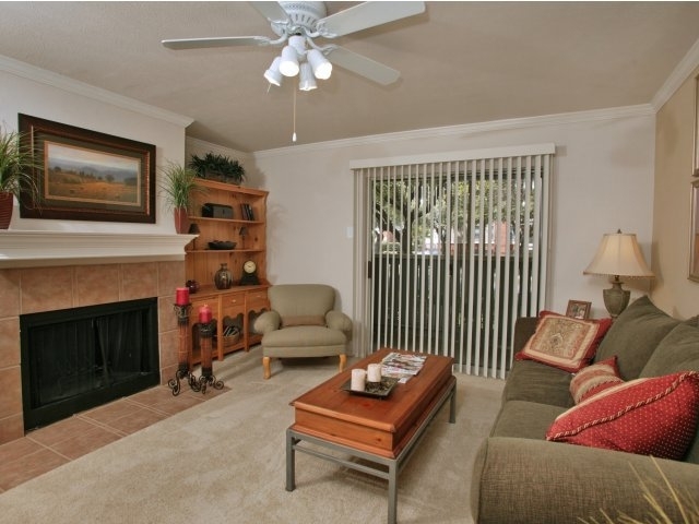 8610 Southwestern Boulevard - Photo 14