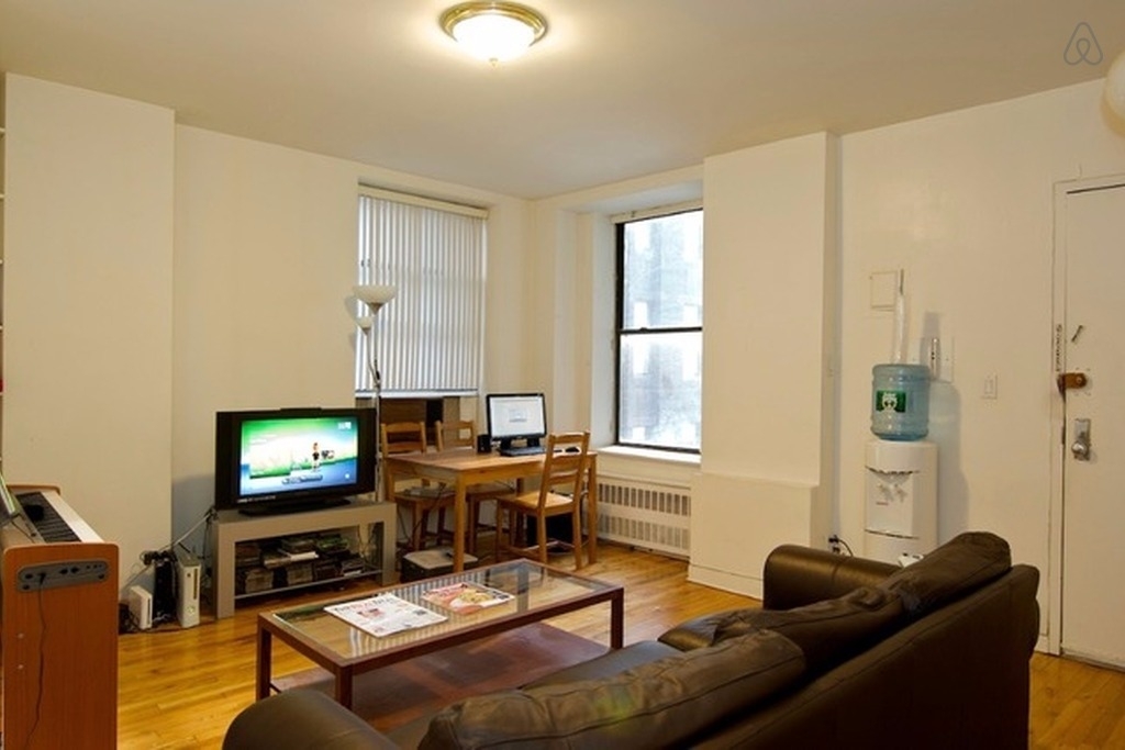 32 West 40th Street - Photo 0