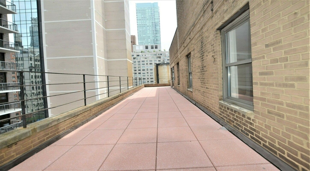 141 East 56 Street - Photo 5