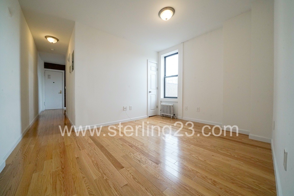 31-79 35th Street - Photo 5