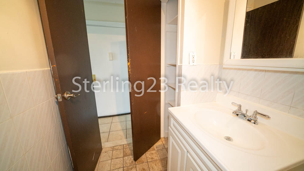 21-35 21st Avenue - Photo 9