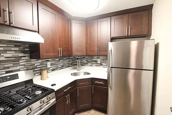 1146 Dekalb Avenue - Photo 3