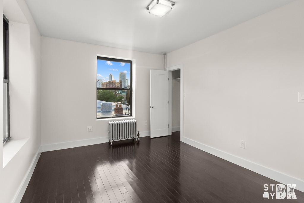 400 Clinton Avenue - Photo 6