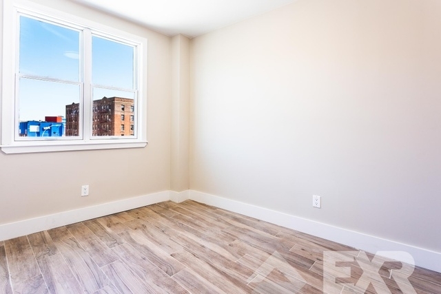 800 Empire Boulevard   - Photo 4