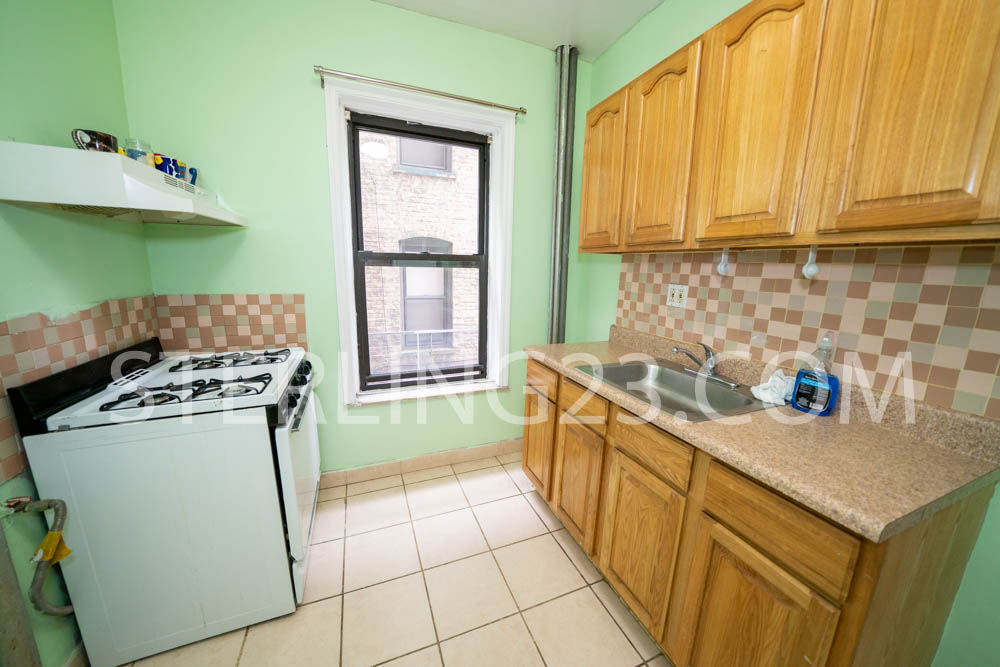 31-53 34th Street - Photo 1