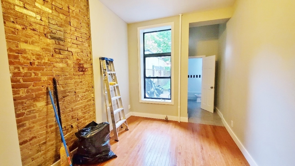 26-34 18th street, Astoria, NY 11102 - Photo 1