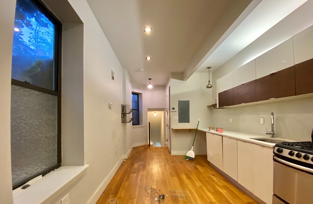 64 St James Place - Photo 8