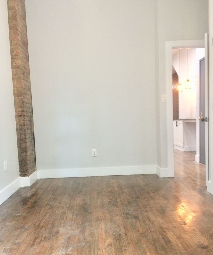 439 Tompkins Avenue - Photo 5