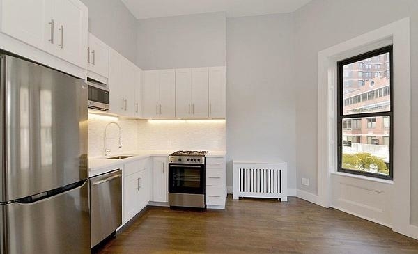 210 West 83rd Street - Photo 2