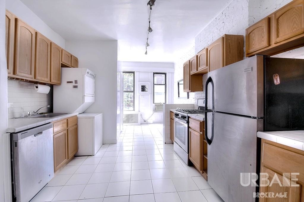 526 East 83rd Street - Photo 2