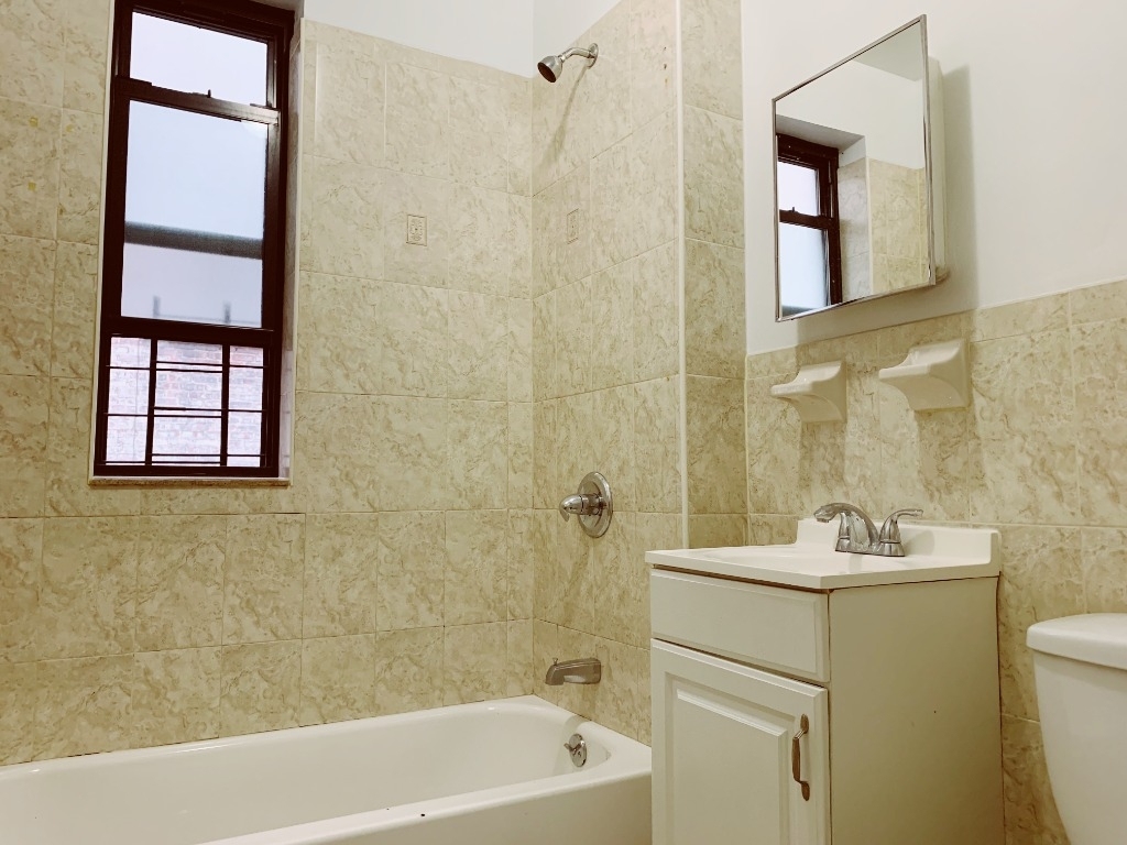 633 W 171 St - Photo 5