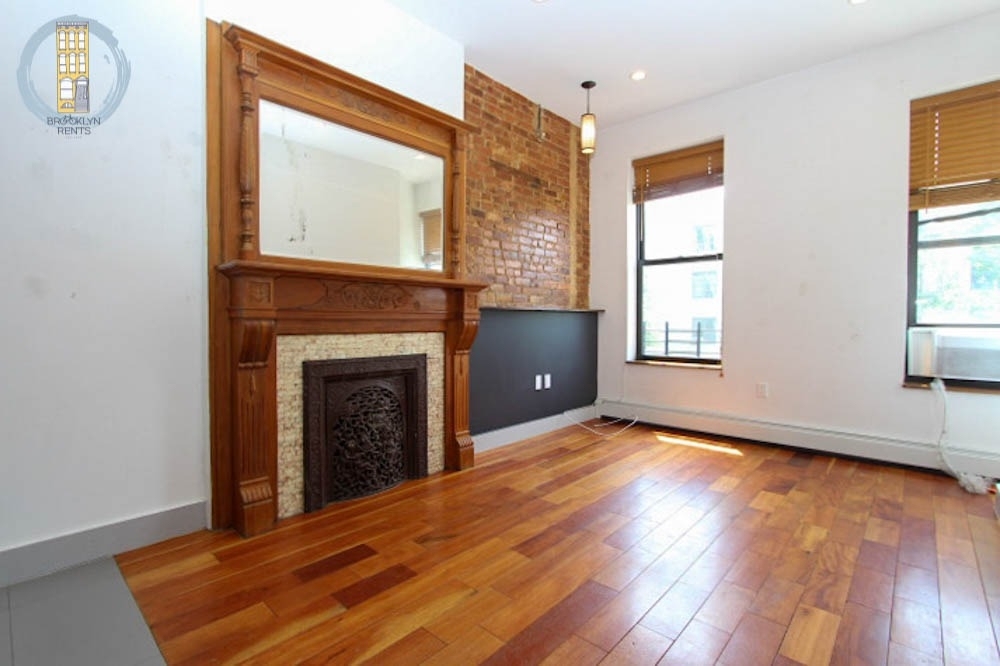 678 St Marks Avenue - Photo 2