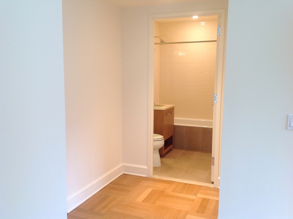 400 West 63rd Street - Photo 6