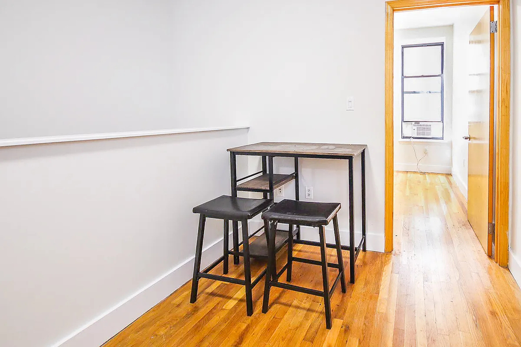 East 6th Street - Photo 2