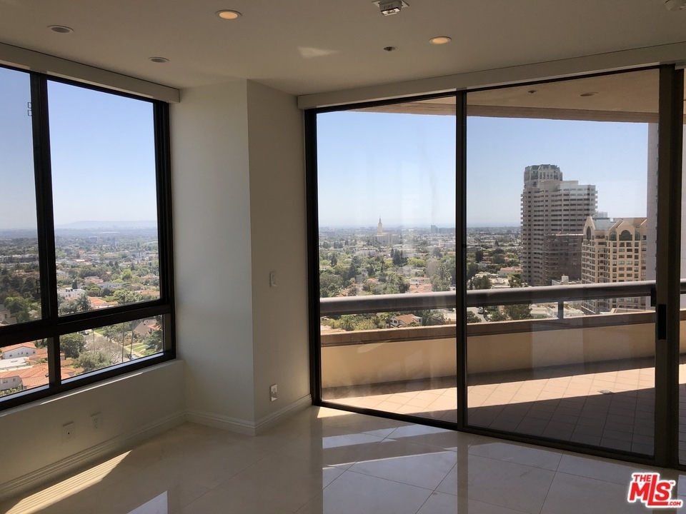 10430 Wilshire - Photo 15