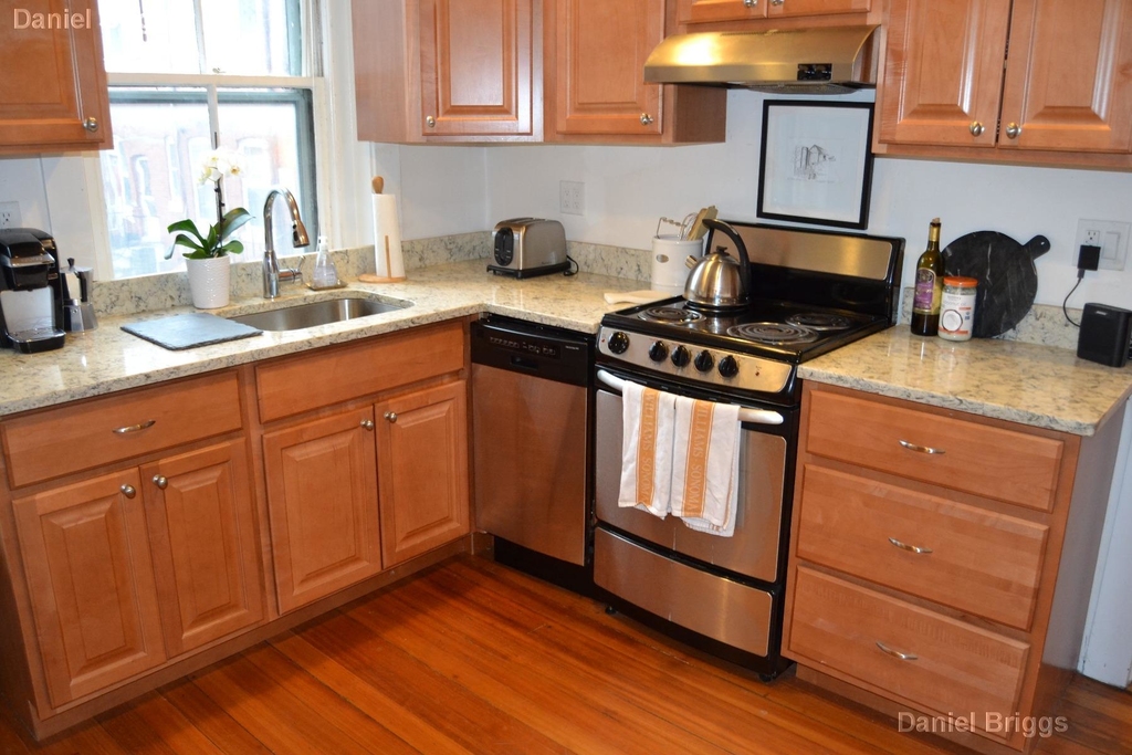 1679 Beacon St. - Photo 1