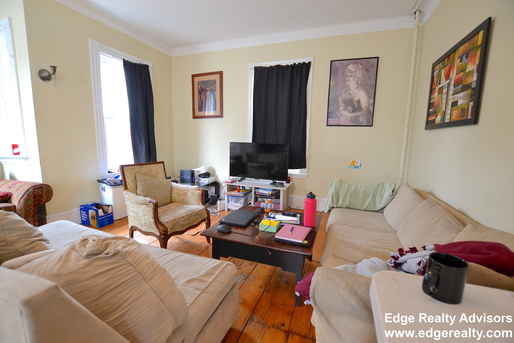 28 Highgate St. - Photo 3