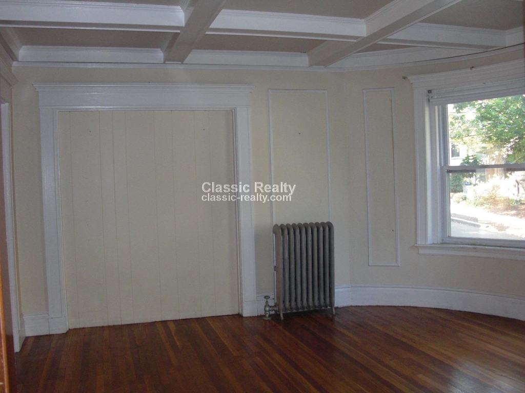 141 Fuller St. - Photo 5