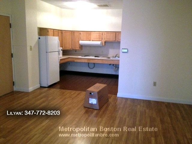 81 Essex St. - Photo 1