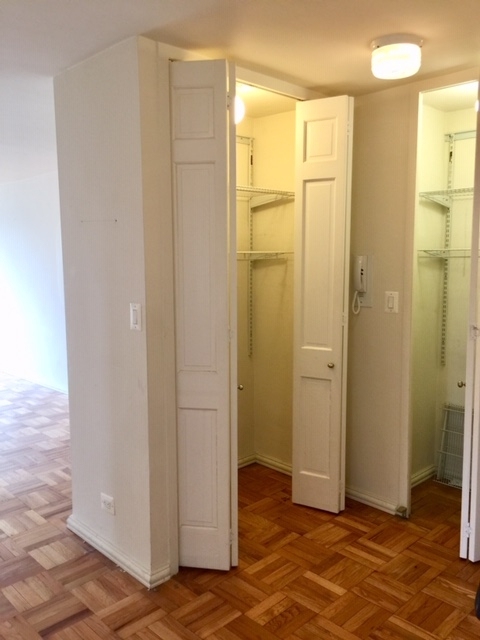 401 East 81st - Photo 2