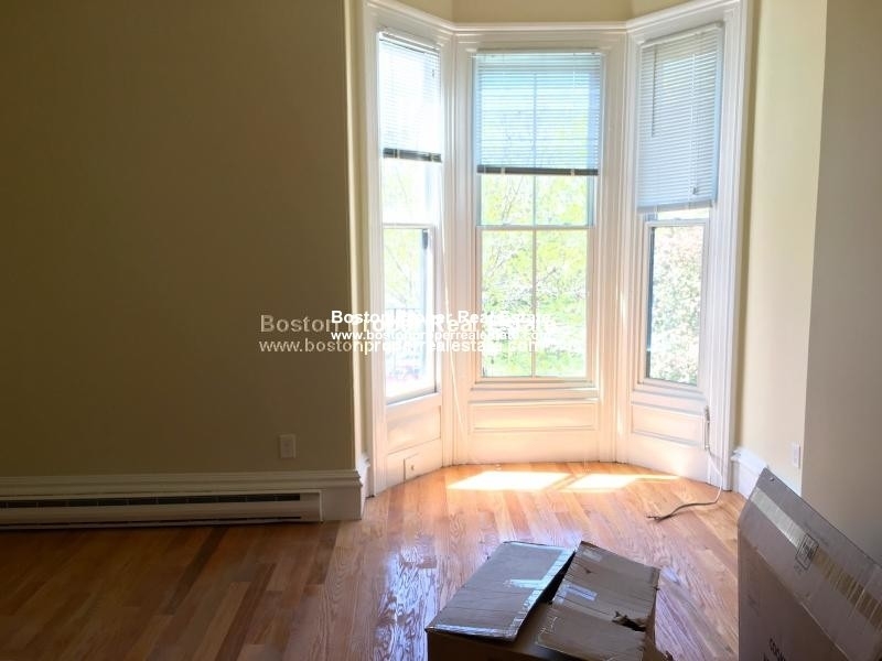 415 Massachusetts Ave. - Photo 1