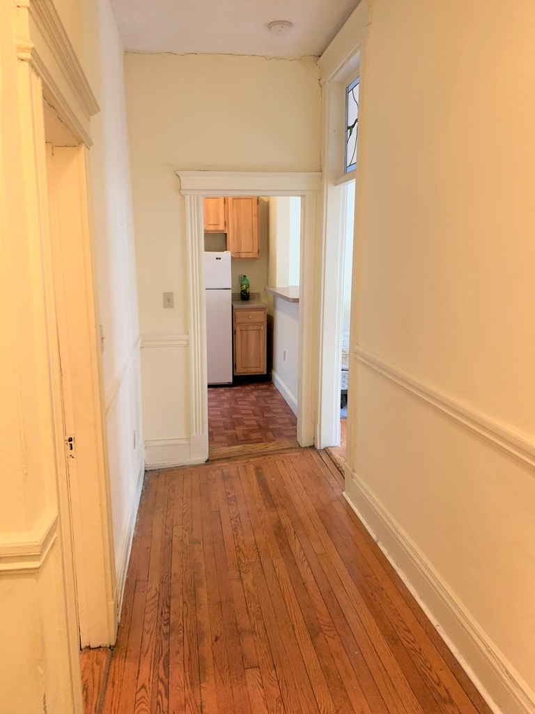 16 Queensberry St. - Photo 5