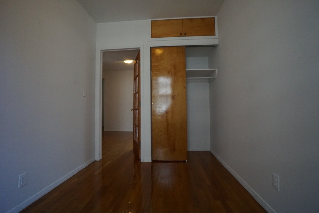 532 East 82nd Street - Photo 5