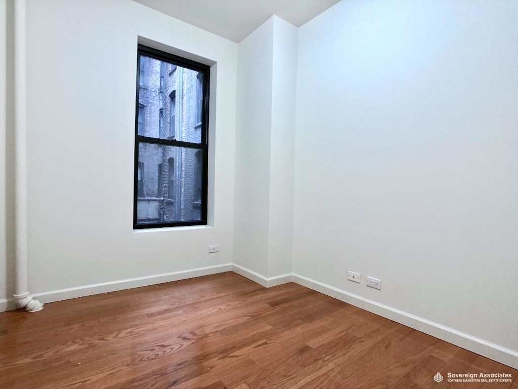 401 East 68th Street - Photo 6