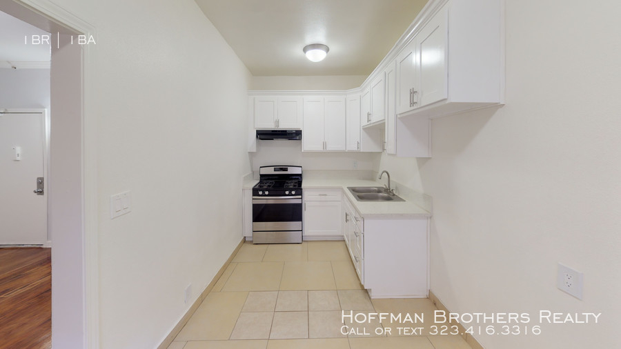 765 Irolo St - Photo 0