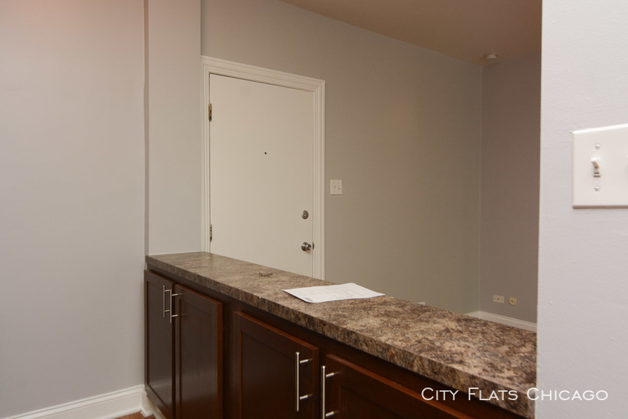 4756 N. Maplewood - Photo 5