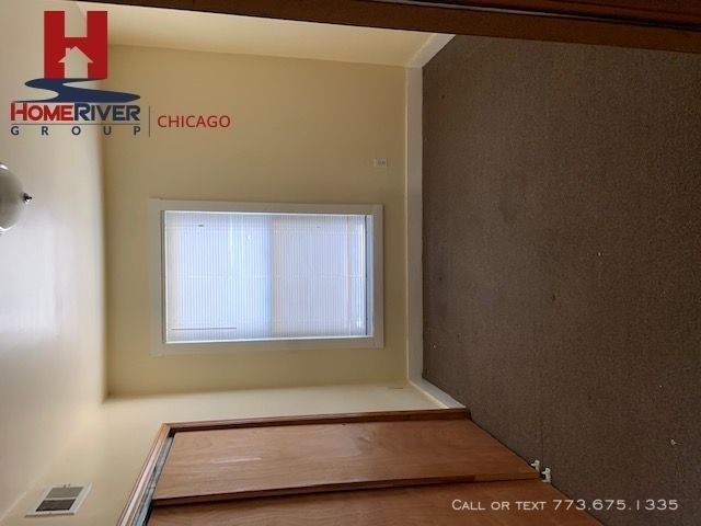 849 W 122nd St - Photo 3