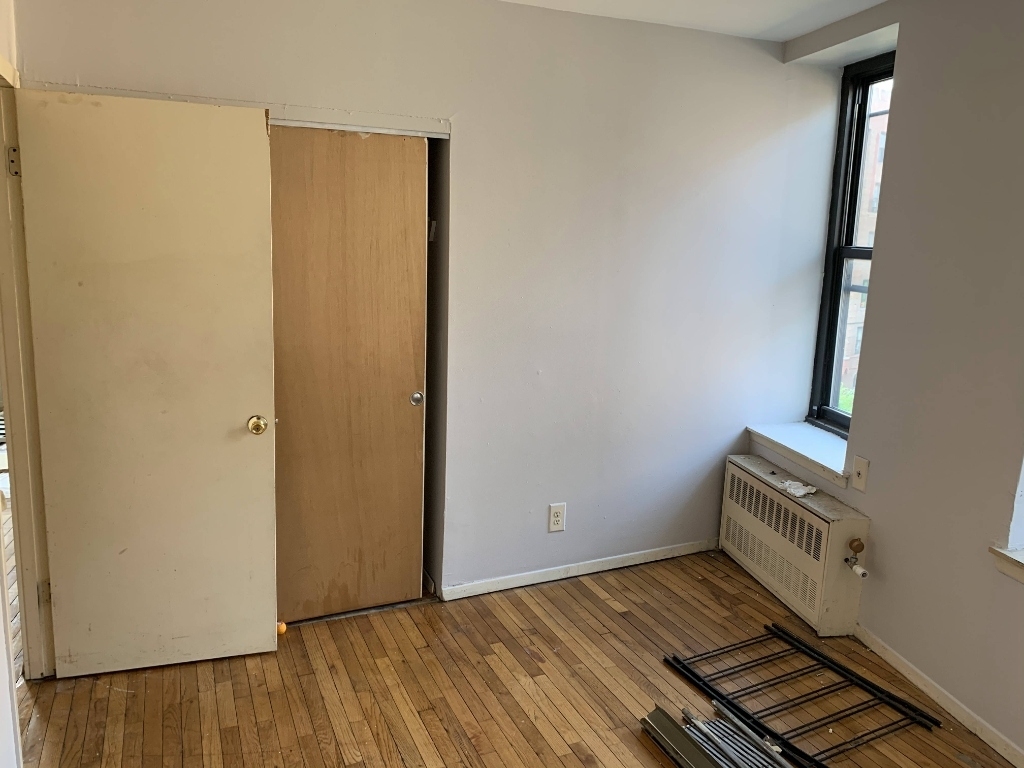 2211 DITMAS AVENUE  - Photo 4