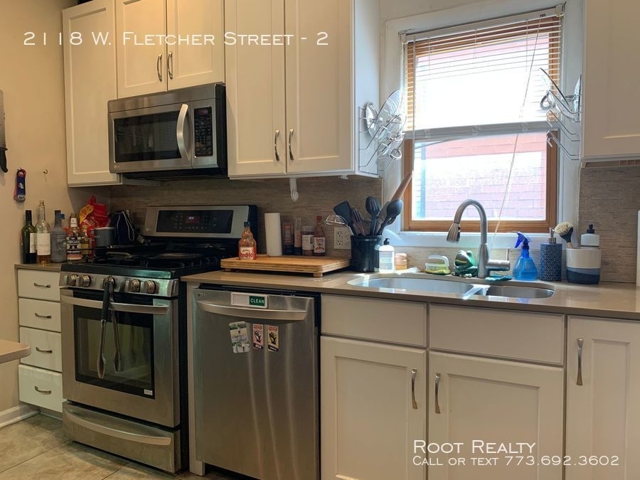 2118 W. Fletcher Street - Photo 6