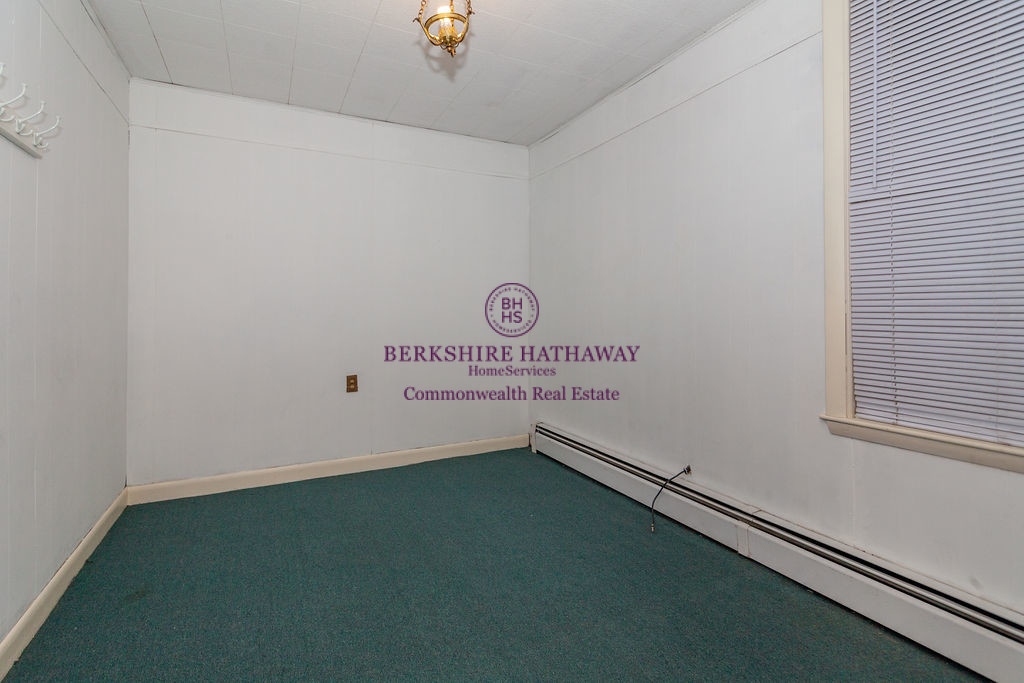 136 Saratoga St. - Photo 10