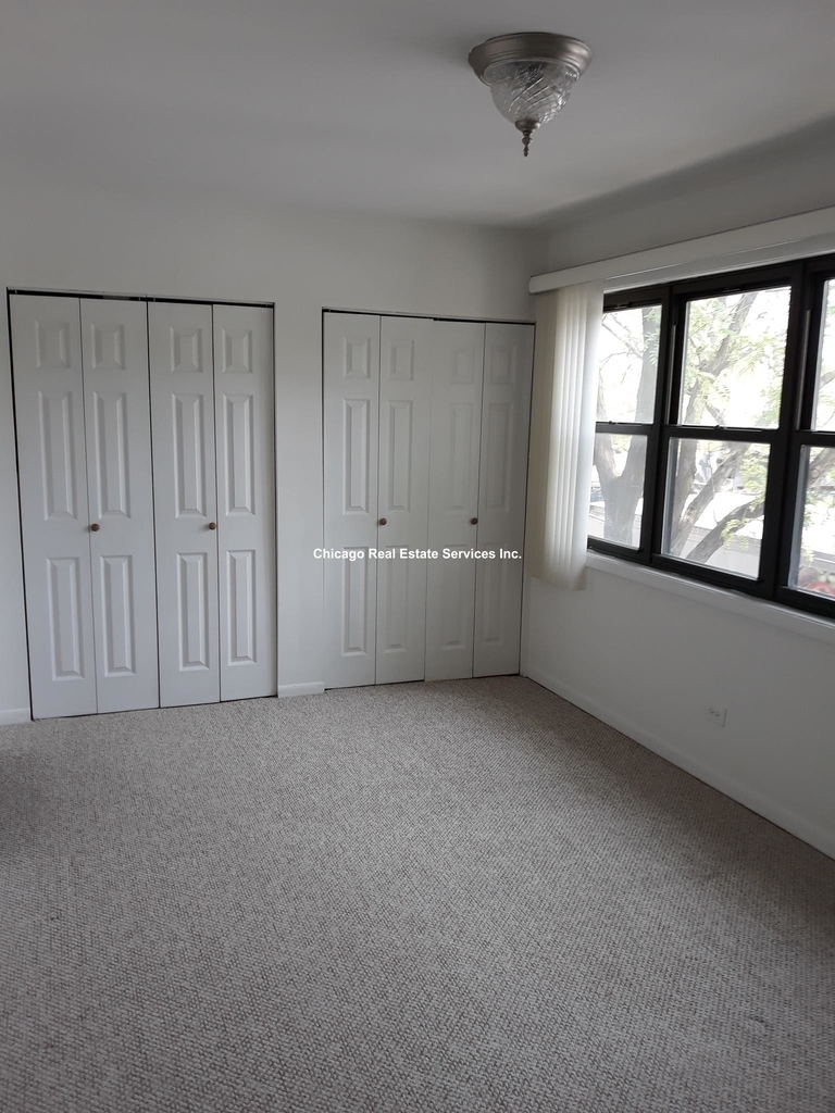 4520 Lincoln Ave. - Photo 6