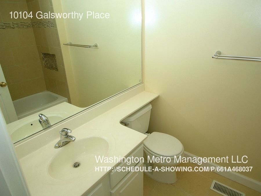 10104 Galsworthy Place - Photo 20