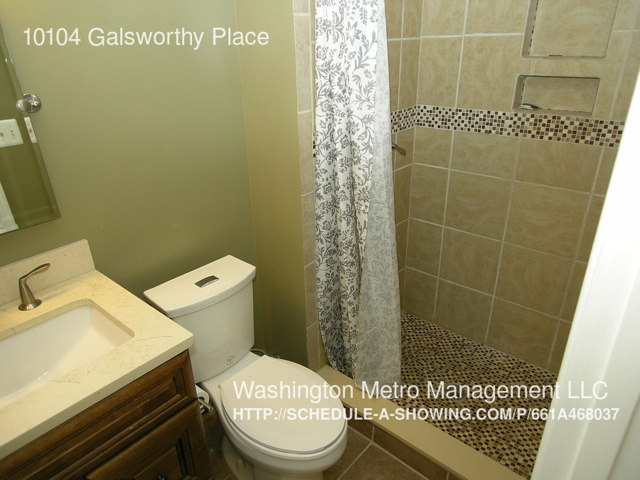 10104 Galsworthy Place - Photo 19