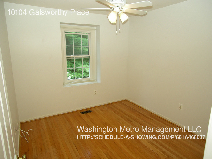 10104 Galsworthy Place - Photo 15